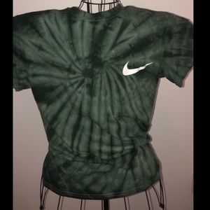 Nike T-shirt